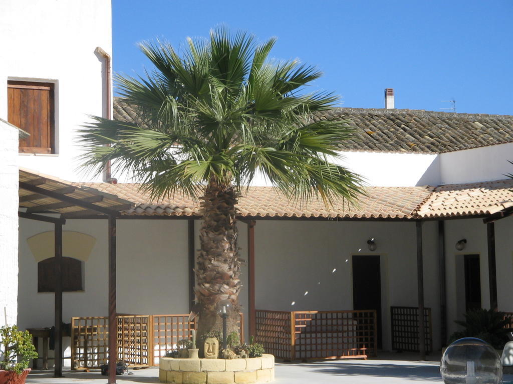 Casa Vacanze Margherita Locogrande Cameră foto